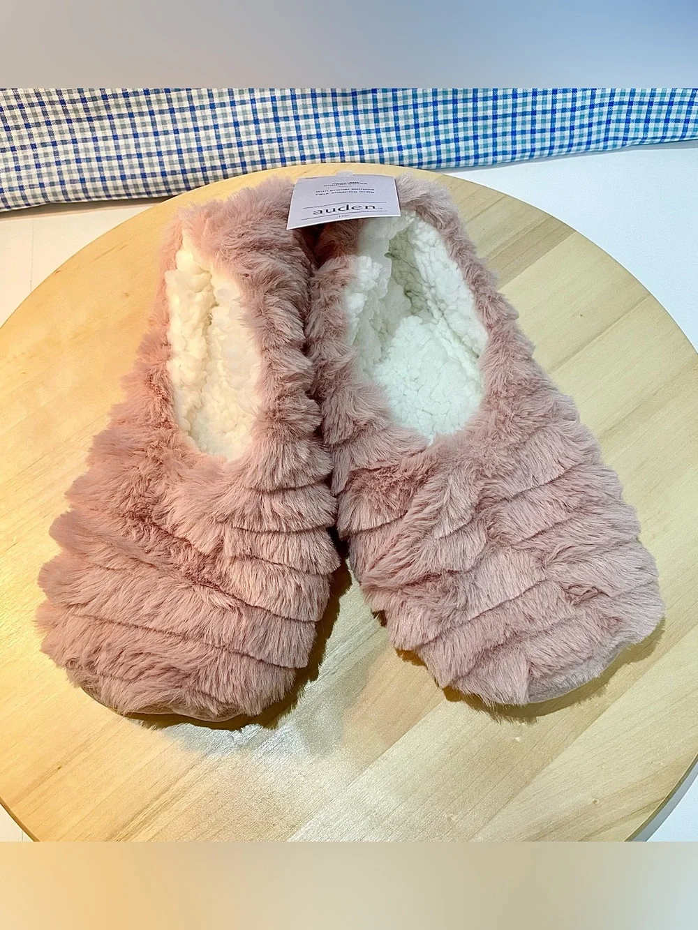 Auden Faux Fur Slipper Socks – Light Pink – M/L 8-10 – NWT
